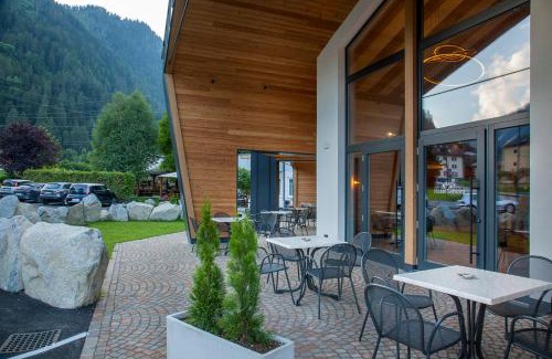 Fucine Hotel | Hotel Santoni