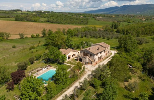 Acquasparta House | House ∙ 8 bedrooms ∙ 16 guests
