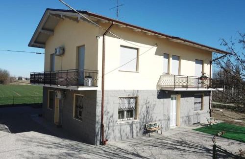 Malalbergo House | Il Leprotto - Room & Breakfast