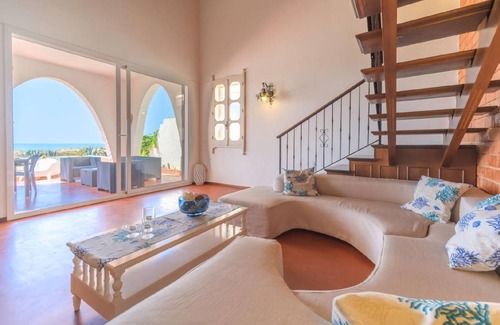 Caucana-finaiti-casuzze-finaiti Nord House | 150 m² House ∙ 4 bedrooms ∙ 8 guests