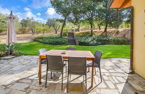 Oliveto House | 90 m² House ∙ 3 bedrooms ∙ 5 guests