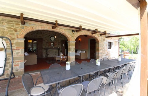 Civitella in Val di Chiana Villa | 400 m² Villa ∙ 8 bedrooms ∙ 16 guests