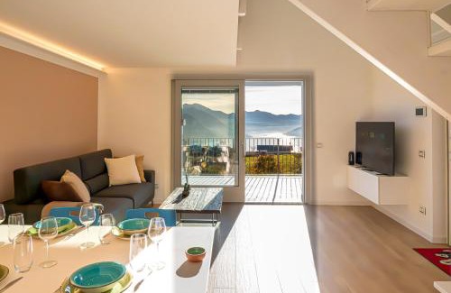 Esmate Apartment | Italian Vacation Homes - Lakeview Heaven Retreat