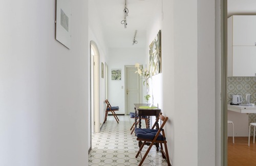 Rapallo Apartment | JOIVY Spectacular Sea View Apt For 5 W/Terrace