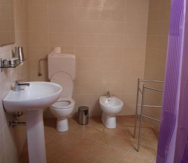 Rivarolo del Re ed Uniti Hostel | La Cascina del Sole