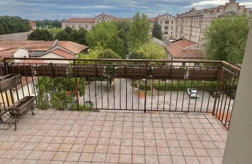 Verona City Centre Apartment | Large modern house in the Old Town