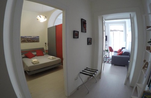 Quartieri Spagnoli House | Lillollà Casa Vacanze