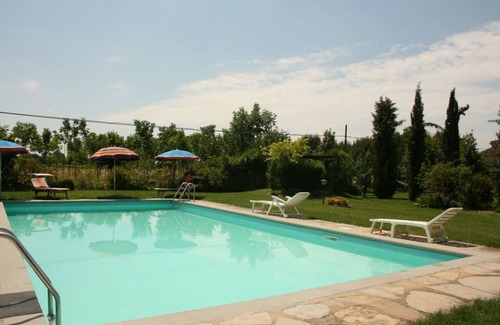 Castiglion Fiorentino Apartment | Lovely apartment for 4 guests with WIFI, pool, TV and pets allowed, close to Cortona