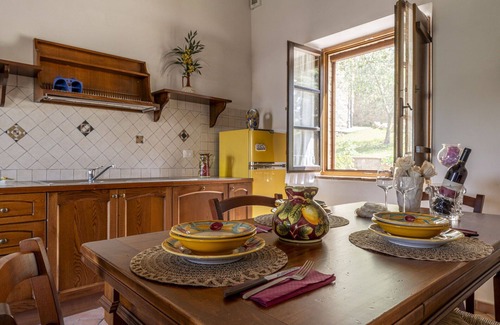 Radicondoli Villa | Lovely apartment in villa for 7 people with WIFI, pool
