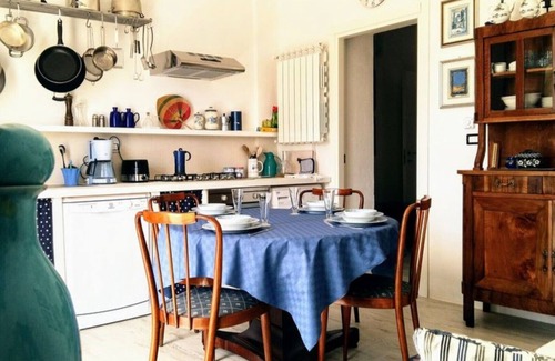 Cisternino Apartment | MASSERIA POESIA-DIMORA BLU-vacation-pool supervista-valle d'Itria-Alberobello