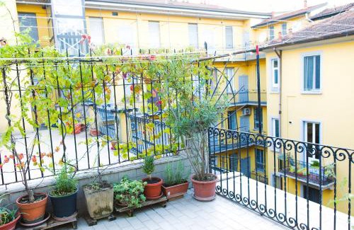 Zona Zara Apartment | Milano Centrale Retrò