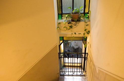 Zona Zara Apartment | Milano Centrale Retrò
