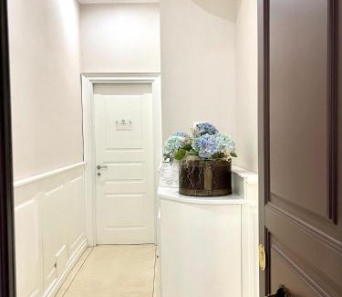 Vomero Bed & Breakfast | MILUAR Relais - B&B - Vanvitelli