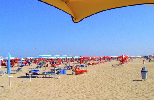Lido di Volano House | Modern Holiday Home in Lido di Volano near Sea