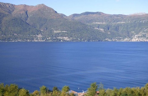 Porto Valtravaglia Apartment | Monte Sole II