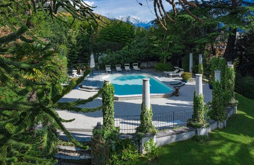 Santa Maria - Rezzonico Villa | My Rental Homes - Villa Camilla with swimming pool and a private tennis court.