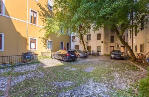 Udine Apartment | NEW!Udine Central and Stylish Apartment x2