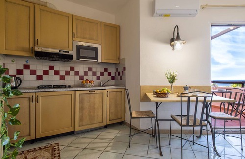 Canneddi Apartment | Nice apartment for 4 guests with A/C, pool, WIFI, TV, terrace and pets allowed