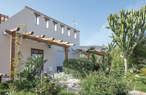 Joppolo House | Nice home in Joppolo with WiFi