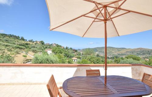 Perdifumo House | Nice Home In Perdifumo