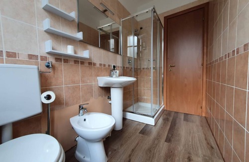 Serravalle Scrivia Hostel | One Bedroom Apartment