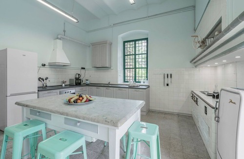 Massarosa House | Private Villa with private pool, WIFI, A/C, TV, veranda, panoramic view, close to Viareggio