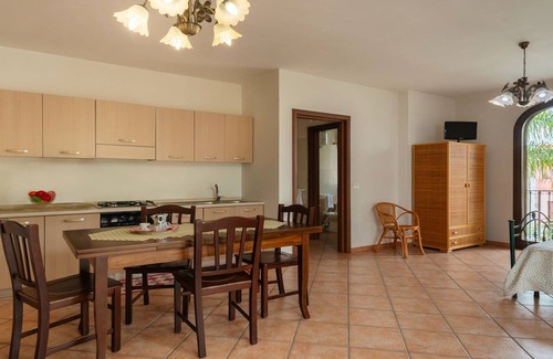 Racale Apartment | Studio 2/4 pl in the center of Racale