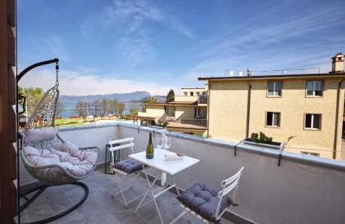 Cisano Apartment | STUDIO THE BEACH - Regarda Travel