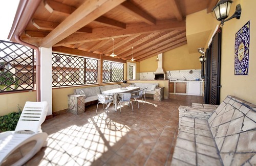 Marina di Ragusa Villa | Stunning private villa for 8 people with A/C, WIFI, private pool and TV