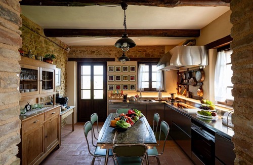 Castel Ritaldi Villa | Stunning private villa with WIFI, A/C, private pool, TV, patio and panoramic view, close to Spol.