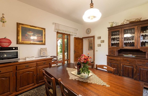 Scansano House | Stunning private villa with WIFI, hot tub, TV, terrace, pets allowed and panoramic view