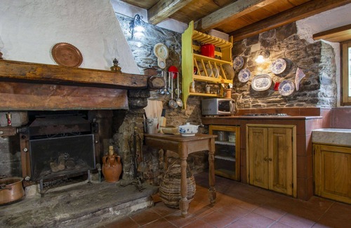 San Marcello Pistoiese House | Stunning private villa for 7 people with WIFI, private pool, TV, terrace and pets allowed