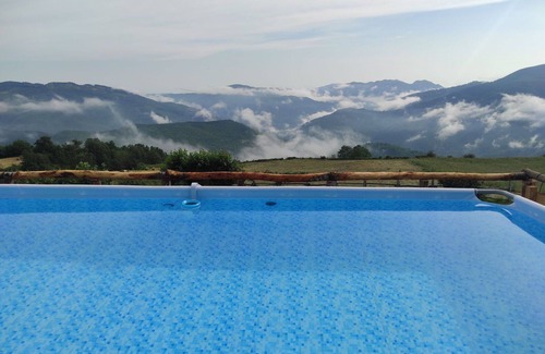 San Marcello Pistoiese House | Stunning private villa for 7 people with WIFI, private pool, TV, terrace and pets allowed