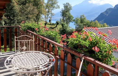 Garzeno House | Stunning private villa for 6 guests with WIFI, TV, patio, pets allowed and parking