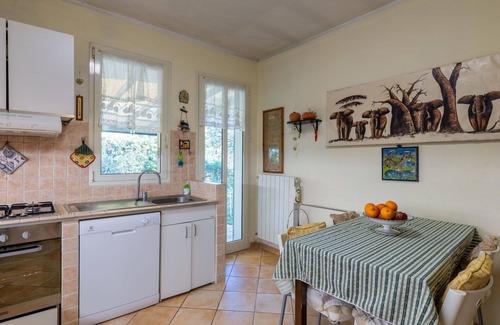 Artallo Villa | Stunning private villa for 5 guests with A/C, WIFI, TV, patio and panoramic view