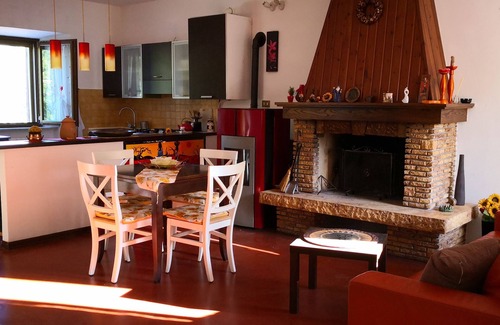 Camerino House | suitable for families, the serenity and peace of the countryside,
