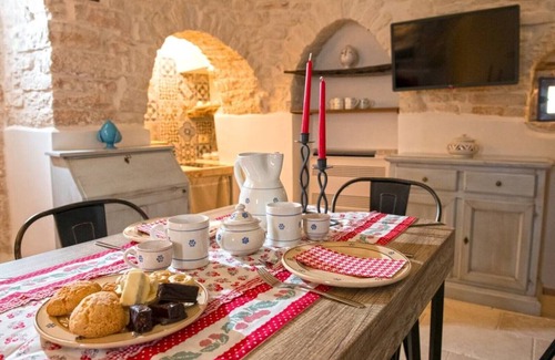 Alberobello House | SUITE DOMANGI "Trullo Antonio "