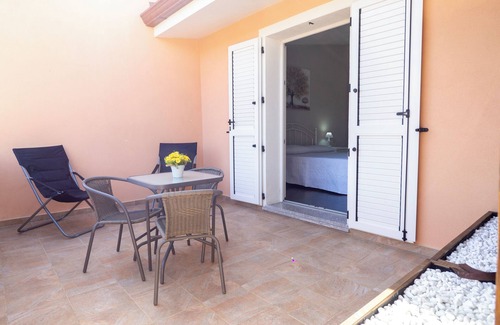 Torpe House | Sweet Home - Morada - Four Bedroom Guest House, Sleeps 10