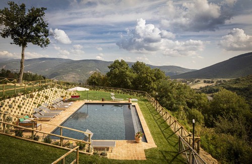 Castelraimondo Villa | Villa ∙ 6 bedrooms ∙ 16 guests