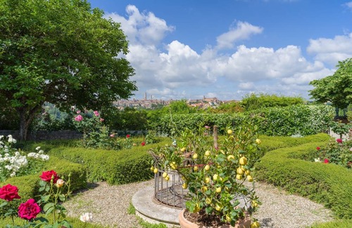 Siena Villa | Villa ∙ 7 bedrooms ∙ 13 guests