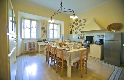 Siena Villa | VILLA ASCARA - Fifteen Bedroom Villa, Sleeps 30