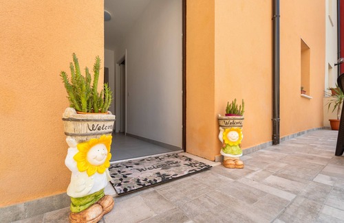 Guspini Apartment | Villa Giovia: double room 2