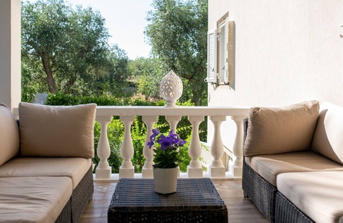 Castellana Grotte Villa | Villa Rudy 8, Emma Villas
