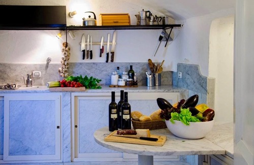 Maiori Villa | VILLA SARACENA - Six Bedroom Villa, Sleeps 12