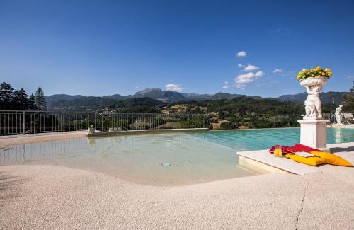 Camporgiano Villa | VILLA TURRI - Luxury Country & Padel Resort