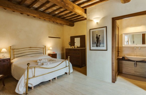 Radicondoli Other | VILLA WITH 6 APARTMENTS 23 SEATS BEDS