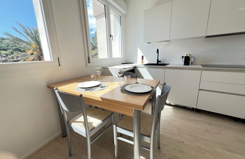 Villasimius Apartment | Villasimius: Modern Apartment by Beniamino Murgioni