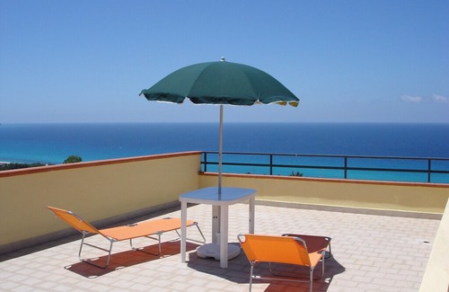 Marina di Zambrone Apartment | Vista la mare, Marina di Zambrone, nr Tropea.