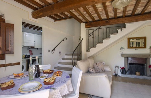 Pieve a Nievole Villa | Wonderful private villa with A/C, private pool, hot tub, WIFI, TV, patio and pets allowed