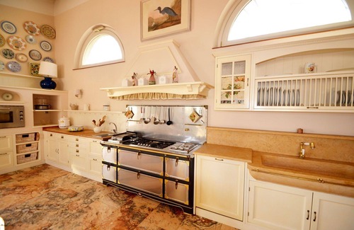 Signa Villa | Wonderful private villa with WIFI, hot tub, private pool, A/C and TV, close to Florence